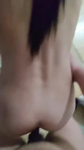 女友镜子面前被我疯狂抽插高潮的样子真美骚叫不停